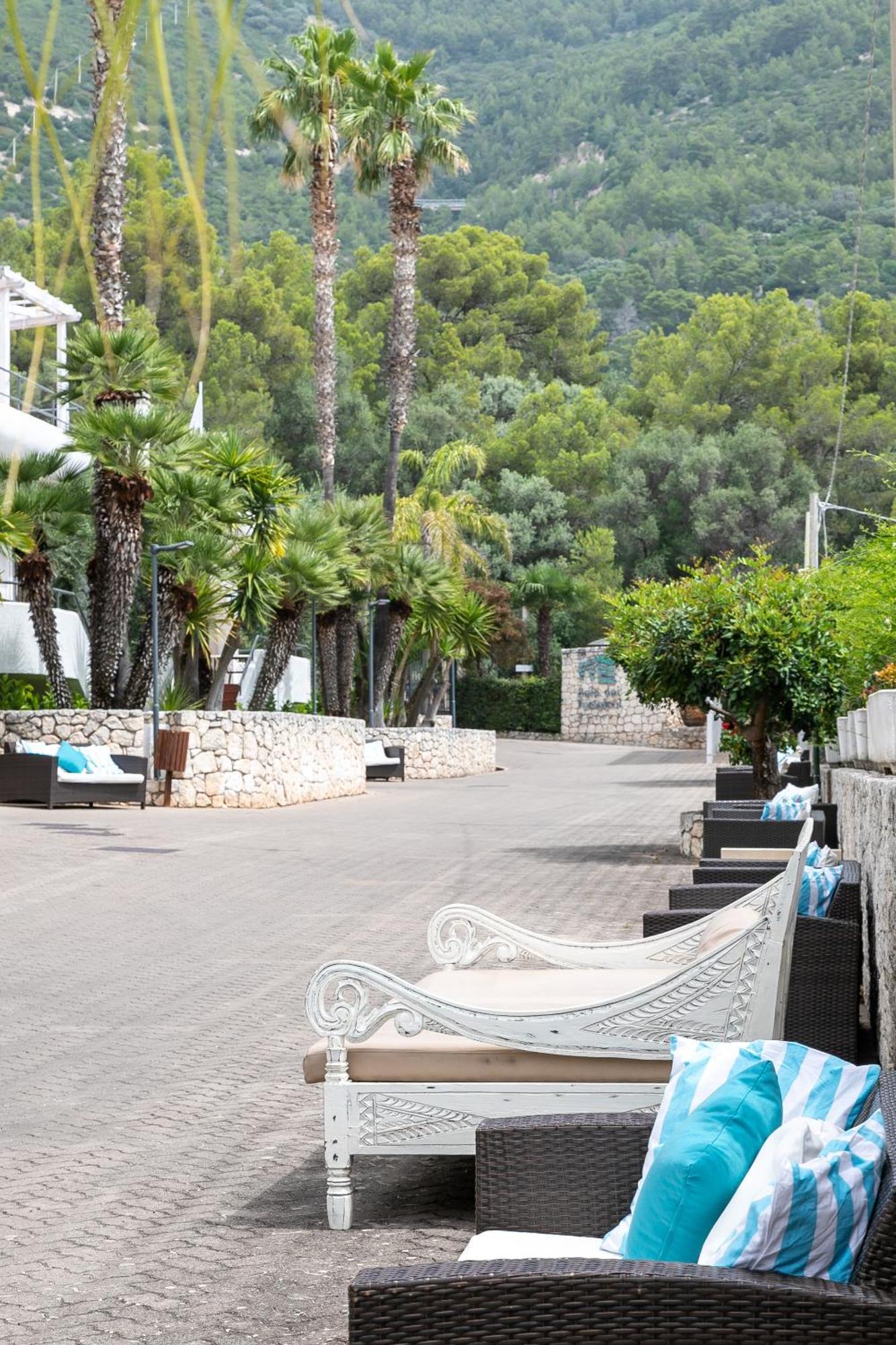 Hotel Ah Premium Baia Dei Faraglioni Mattinata Exterior foto