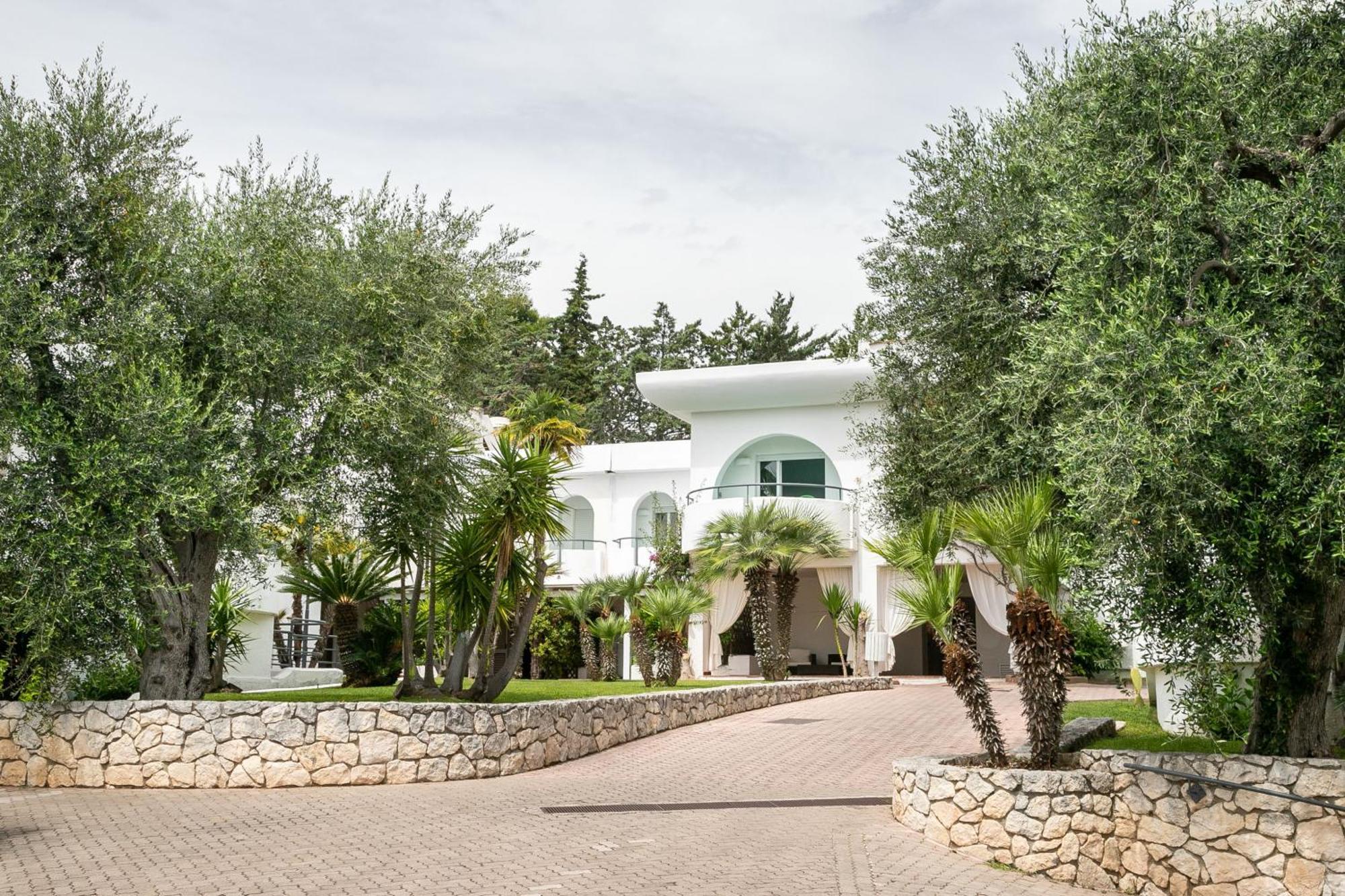 Hotel Ah Premium Baia Dei Faraglioni Mattinata Exterior foto