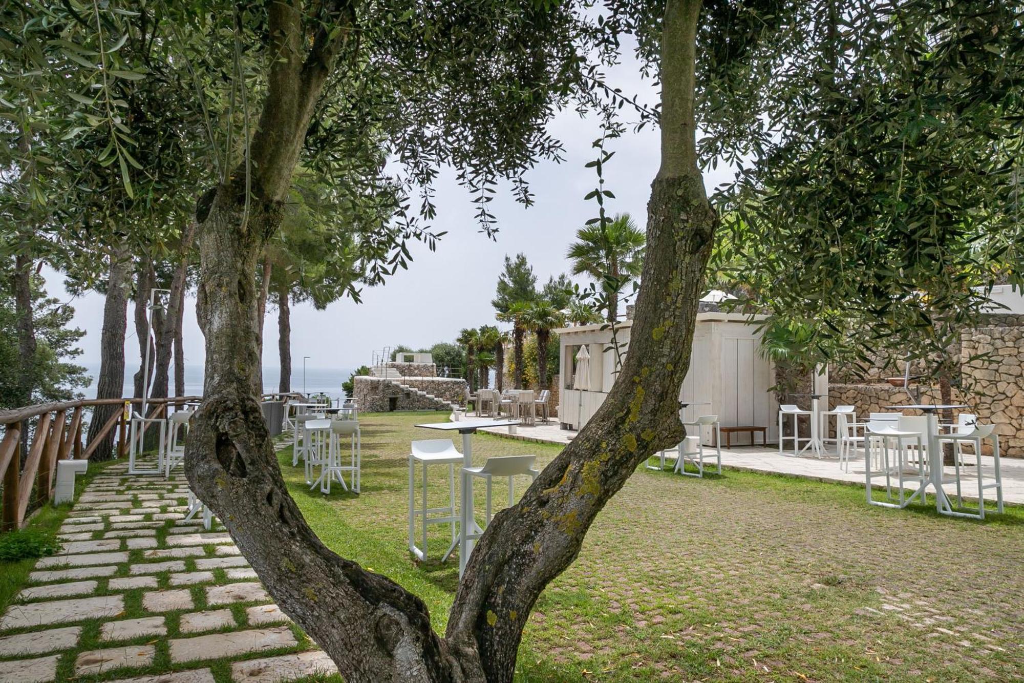 Hotel Ah Premium Baia Dei Faraglioni Mattinata Exterior foto